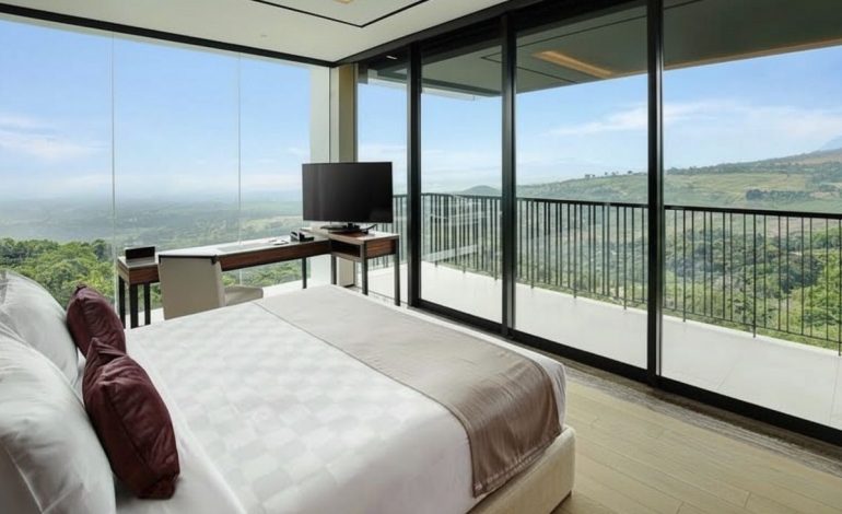 10 Hotel Tahun Baru untuk Keluarga yang Lagi Viral! Nyaman, Seru, dan Ramai Promo!