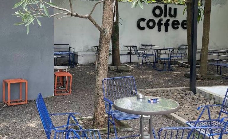 Bagaimana Olu Signature Coffee Menyatukan Kreator dan Jiwa-Jiwa Sunyi dalam Satu Ruangan