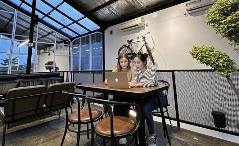 Lebih dari Sekadar Kafe, Asimetri Kopi Menjadi Ruang Aman bagi Kreator dan Jiwa-Jiwa Sunyi