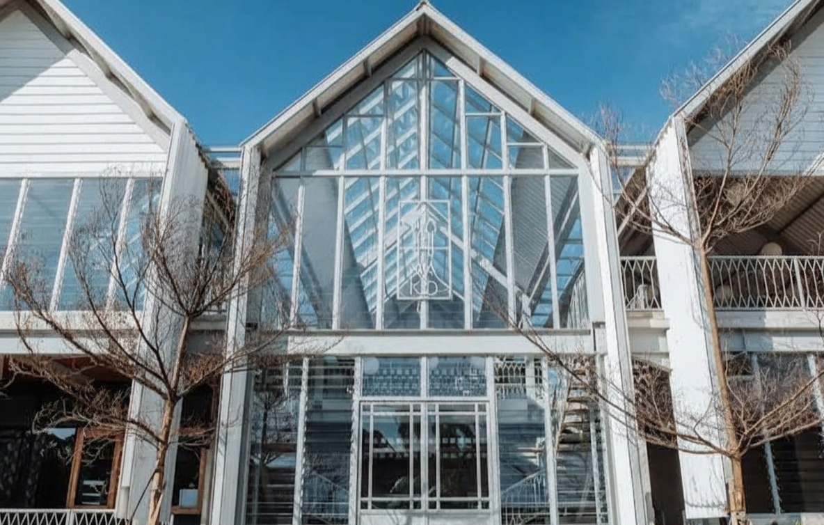 Warung Kopi Nako Tempat Nongkrong Murah, Instagramable, dan Ramah Anak Muda