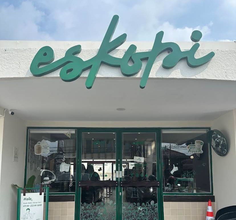 Mau Ngopi Cepat tanpa Ribet? EsKopi Bogor Jadi Pilihan Praktis untuk Warga Kota