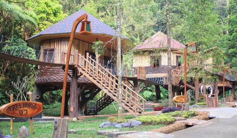 Anak Bisa Main dan Orang Tua Bisa Healing Glamping Keluarga Paling Asyik di Bogor!