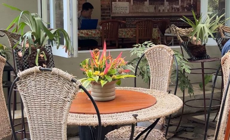 Rasa Rumah yang Nyaman, Roemah Koefi Kahuripan Jadi Tempat Nongkrong Favorit Anak Muda Bogor