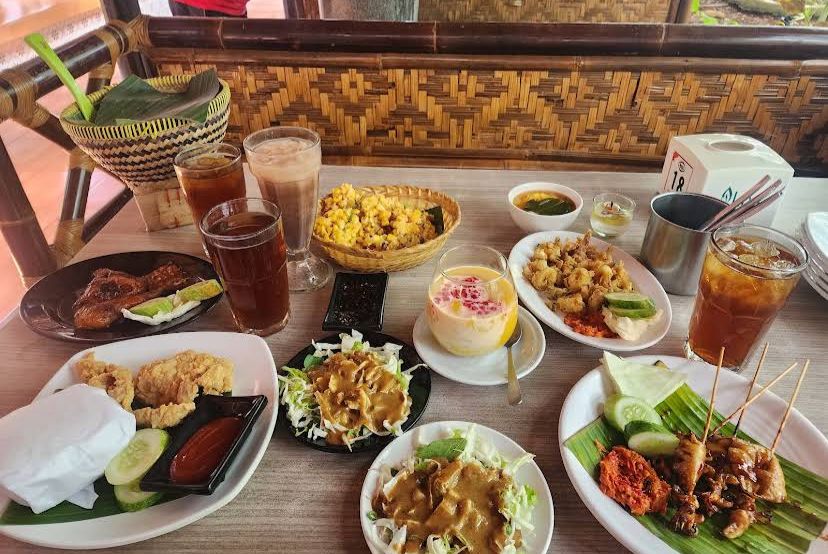 Menu Kampung Kecil Vivo Mall Bogor dan Kekuatan Rasa Rumahan yang Bikin Orang Balik Lagi