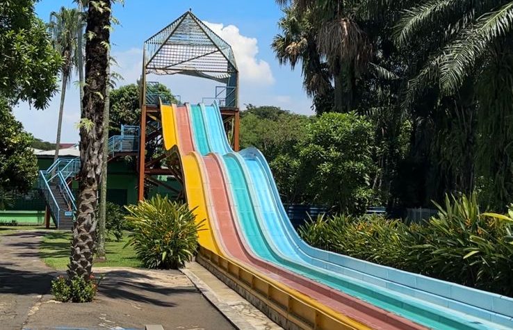 Anak Pulang Tidak Hanya Lelah, Tapi Juga Tahu Banyak Hal dari Water Kingdom Mekarsari